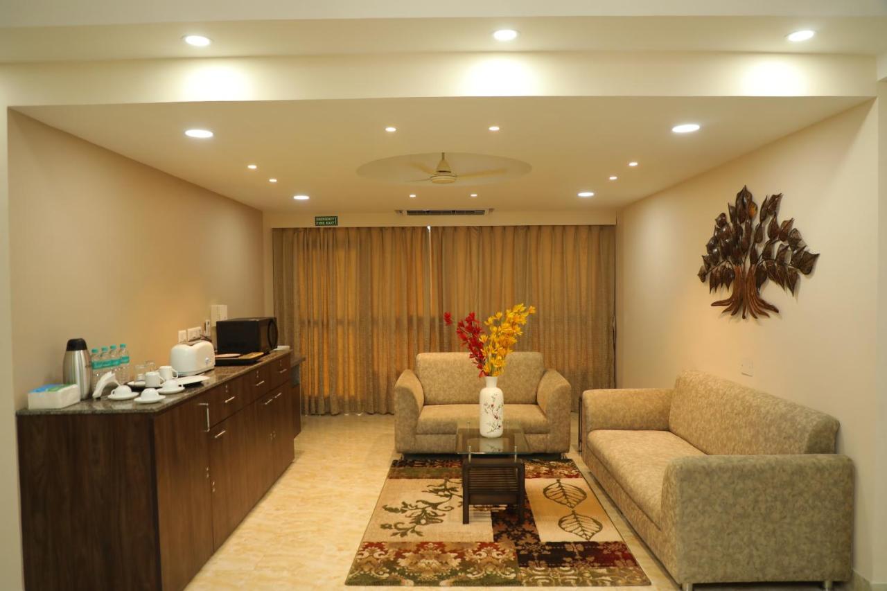 Hotel Bandhan Residency Колката Екстериор снимка
